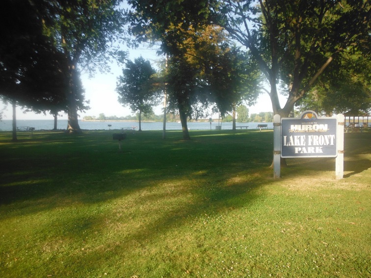 Lake Front Park